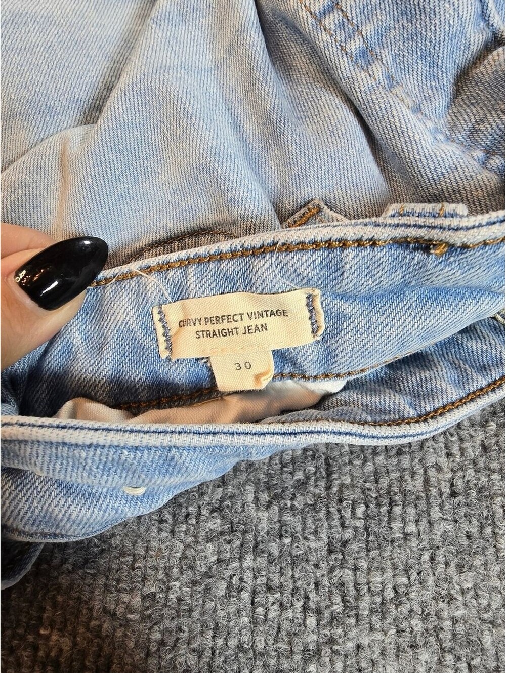 Madewell Curvy Perfect Vintage Jeans Womens 30 Light Wash Distressed Straight - Picture 3 of 7